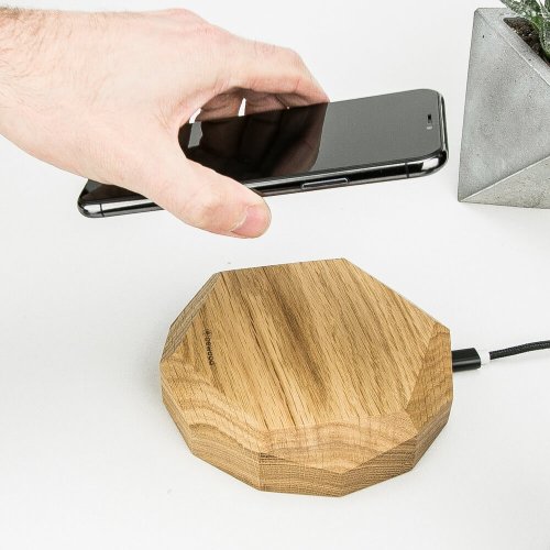Bezdrôtová nabíjačka Bewood geometrická QI 15W Dub